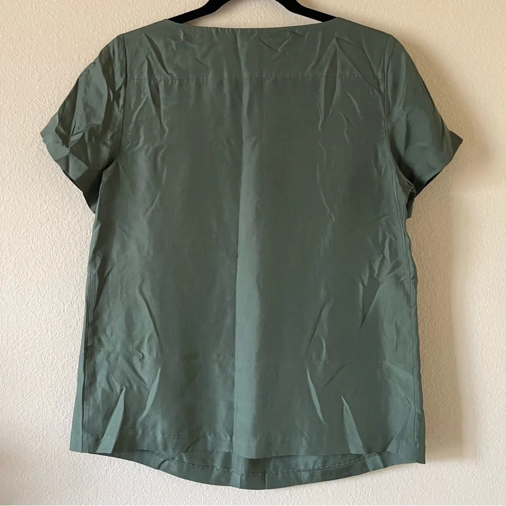 J. Crew excellent no